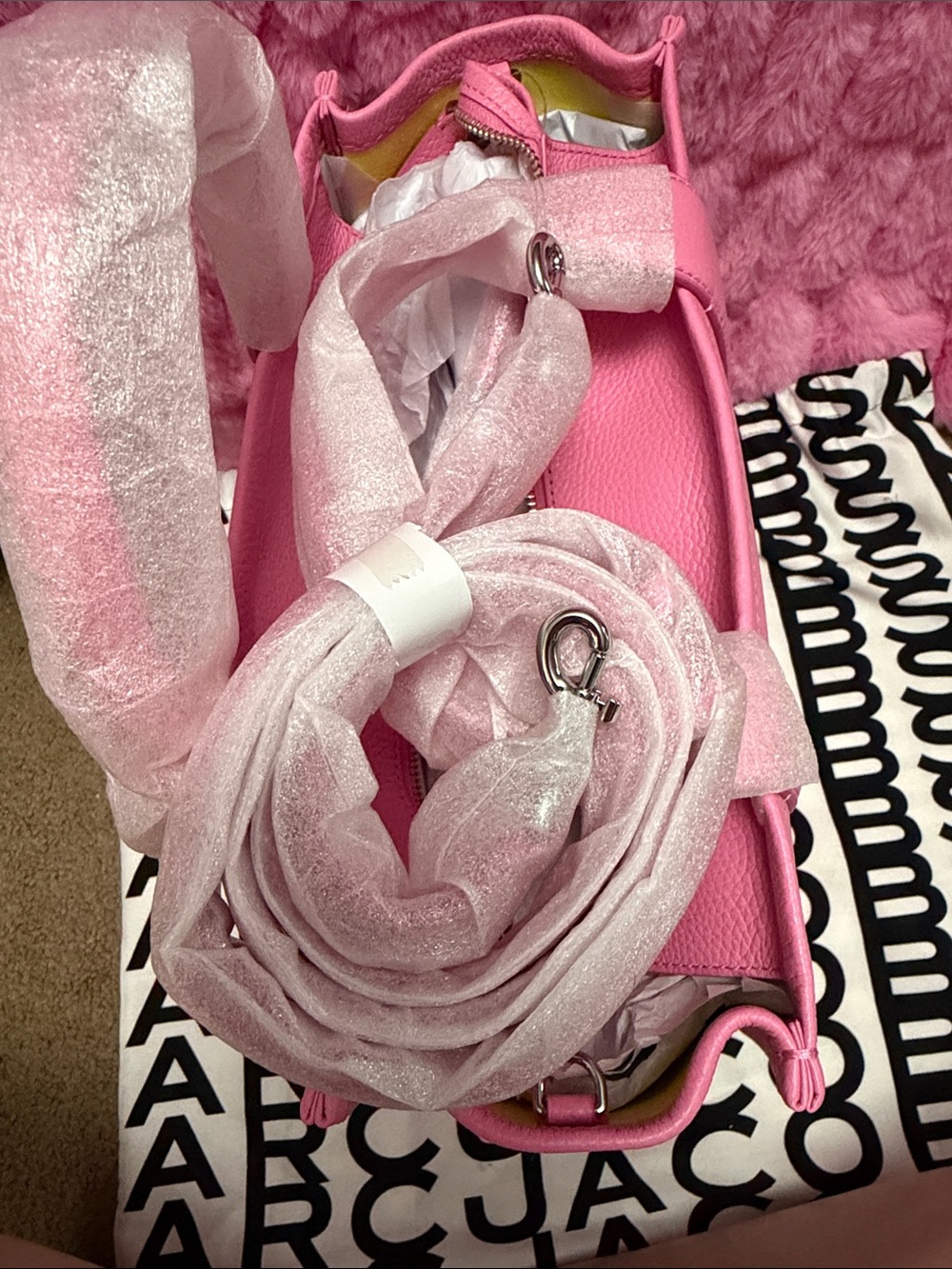 Marc Jacobs Petal Pink 'The Tote Bag' Leather Tote - Picture 7 of 9